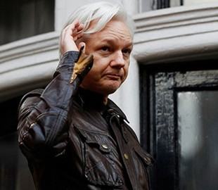 Основателя WikiLeaks Джулиана Ассанжа арестовали