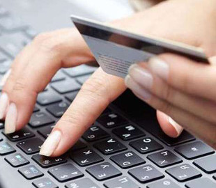 Жінка переказала шахраю 225 тисяч гривень, думаючи, що рятує свої заощадження