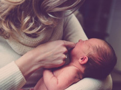 Фонд Білла Гейтса інвестував $3,5 млн у виробника альтернативного грудного молока