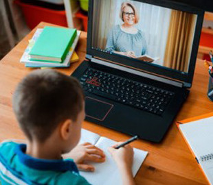 Школьники Винницы вновь переходят на дистанционное обучение