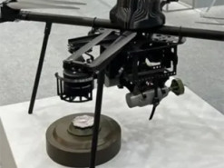 Українці здивували іноземців дронами Fury PRO, які крадуть зброю у росіян