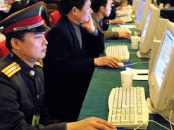 США обвинили 5 граждан Китая в массовых атаках на американские компании