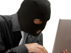 Мужчину обманули при покупке музыкального инструмента в интернете