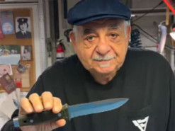 Американський майстер презентував ніж для українських військових