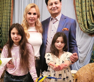 Камалія натякнула на примирення з чоловіком і показалася з ним на Великдень