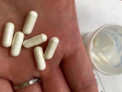 Киевлянам продавали через Интернет наркотики, выдавая их за препараты для похудения