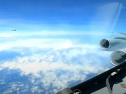 США та союзники заявили, що Китай активно вербує їхніх пілотів винищувачів