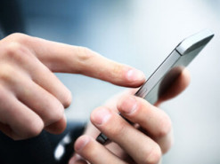 Россиянам запустили автодозвон с обращением Зеленского – Федоров