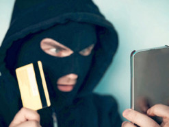 Телефонна розмова з "банкіром" коштувала жінці 48 тисяч гривень