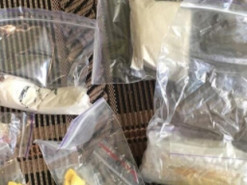 В Киеве разоблачили банду, которая сбывала кокаин и экстази через Telegram