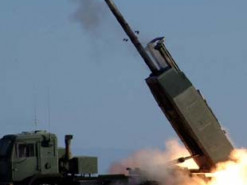 ЗСУ вчаться керувати РСЗО HIMARS у «секретному» місці (ФОТО)