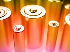 Твердотельные аккумуляторы позволят смартфонам работать неделями