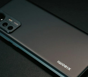 Samsung та Apple домінують на ринку мобільних пристроїв, але Xiaomi наступає їм на п’яти