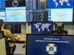 Киберполиция проверяет в соцсетях призывы к использованию газовых баллончиков в школах