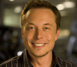 Маск станцював на відкритті заводу Tesla в Китаї