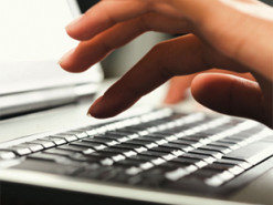 Зеленский предложил ввести электронную регистрацию места жительства