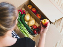 Заказы продуктов через интернет увеличились в результате роста заболеваемости