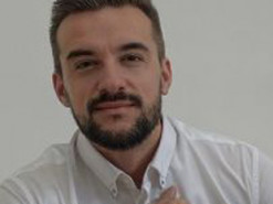 Учасник "Холостячки-2" став ведучим соціального проєкту