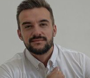 Учасник "Холостячки-2" став ведучим соціального проєкту