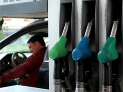 Як розпізнати контрафактний бензин – ознаки фальсифікату