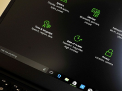 Microsoft исправила недостаток тёмной темы в Windows 10