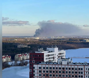 У росії спалахнула пожежа на заводі, який виготовляє матеріали для створення БПЛА