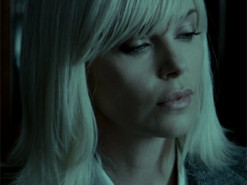 Netflix снимет продолжение фильма "Взрывная блондинка" с Шарлиз Терон