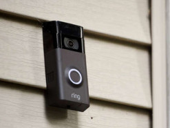 Полиция США начнет контролировать преступность с помощью "умных" дверных звонков