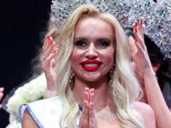 «Місіс Росія – 2023». Мережа вибухнула уїдливими насмішками