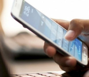Мобильные операторы помогут информировать украинцев за рубежом