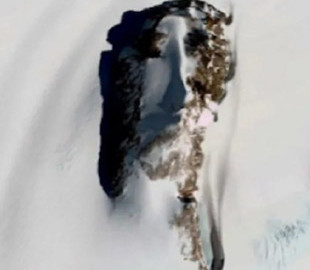 Обличчя Ісуса і секретна база прибульців: що дивного помітили на картах Google Earth в Антарктиді