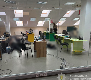 На Волині правоохоронці ліквідували черговий шахрайський кол-центр