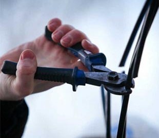 В Славянске вор-металлист оставил без связи и интернета целый микрорайон