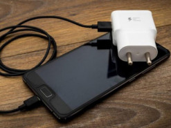 5 причин, чому смартфон швидко розряджається