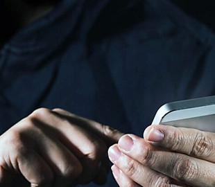 Телефонний шахрай обікрав чоловіка на понад чверть мільйона гривень