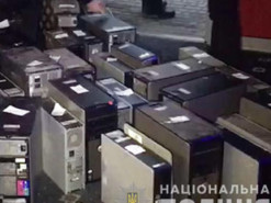 Охота на "Космолоты": полиция изъяла игровое оборудование на 51 миллион гривен