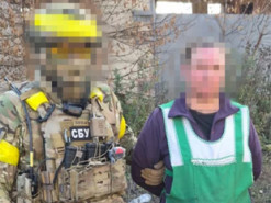 Намагалась виявити координати ЗСУ. СБУ заявила про затримання інформаторки ГРУ, яка коригувала удари по Лиману
