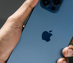 iPhone 15 Pro може стати першим iPhone без фізичних кнопок