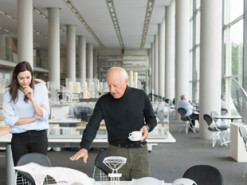 Создатель Apple Park Норман Фостер готов восстанавливать Харьков, – власти города