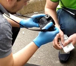 Аферист организовал обмен валют в сети и смог неплохо заработать