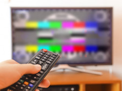 Ланет: жадность медиагрупп оставит без украинского ТВ малообеспеченных граждан