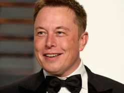 Илон Маск пообщался с прославленным хакером шифрами