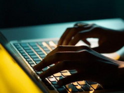 У Чернігові майже на 37 тисяч гривень ошукали жінку, що в інтернеті хотіла продати комп’ютер