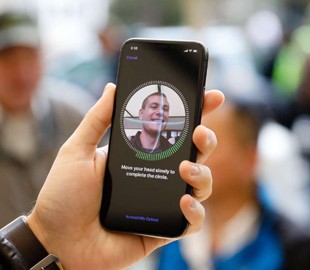 Face ID может распознавать два лица в iOS 12