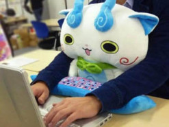 Новый хит японских офисов для работы за компьютером