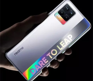 Realme 8 представлен официально