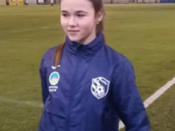 В сети появилось фото 13-летней девочки, которая утонула на Киевщине, спасая своих подруг