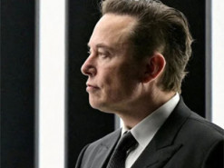 Grokipedia Ілона Маска використовує у статтях російську пропаганду