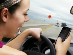 Водительские права в смартфоне: как правильно предъявлять их полицейским