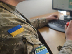 На Львівщині запустять платну електронну чергу на кордоні